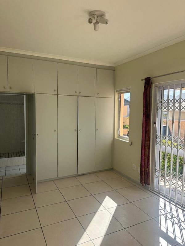 To Let 1 Bedroom Property for Rent in Fish Hoek Western Cape